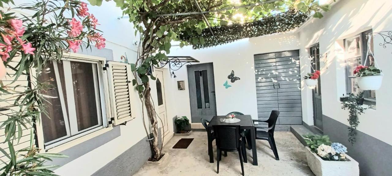 Apartman Perina Trogir Eksteriør bilde